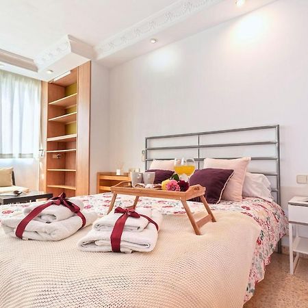 -Malagasunapts- West Beach Malaga Seafood & Relax ภายนอก รูปภาพ