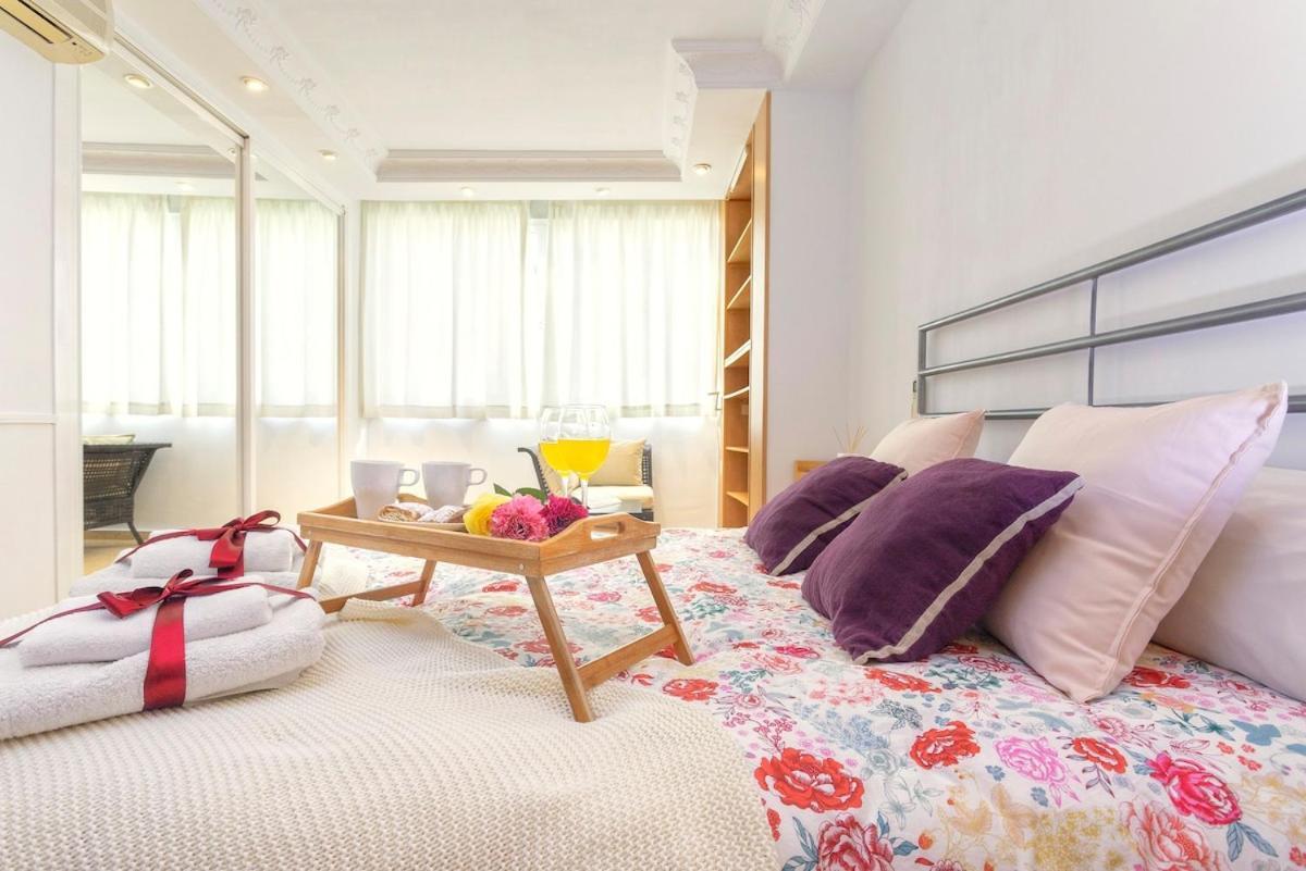 -Malagasunapts- West Beach Malaga Seafood & Relax ภายนอก รูปภาพ